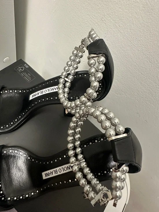 MANOLO BLAHNIK CHARONA black Leather Ankle-Strap Sandals, Silver faux pearls - Picture 8 of 9